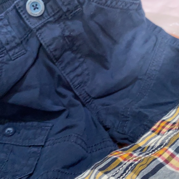 Old Navy ❤️ Elastic Cargo Pocket Shorts One Size (PRE-LOVED) - Picture 2 of 7